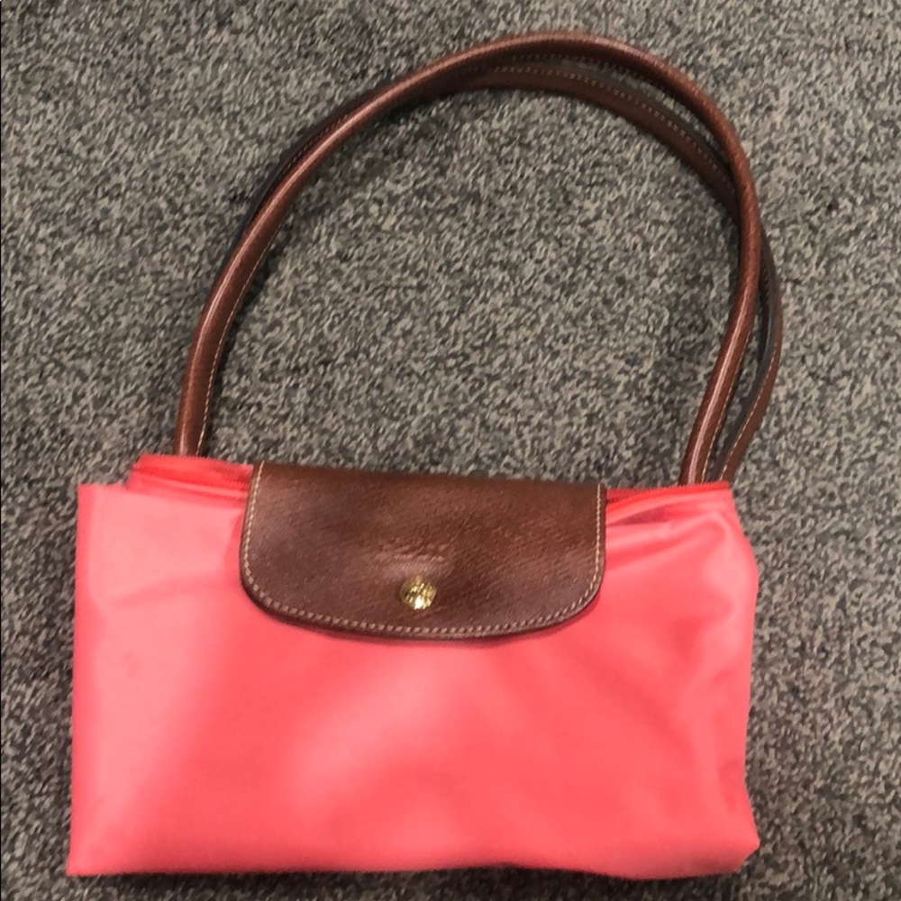 Coral Longchamp Le Pilage large ziptop tote